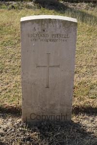 Ismailia War Memorial Cemetery - Fitsell, Richard
